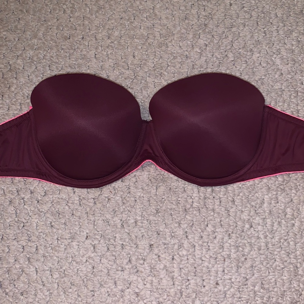PINK Strapless Push-Up Bra